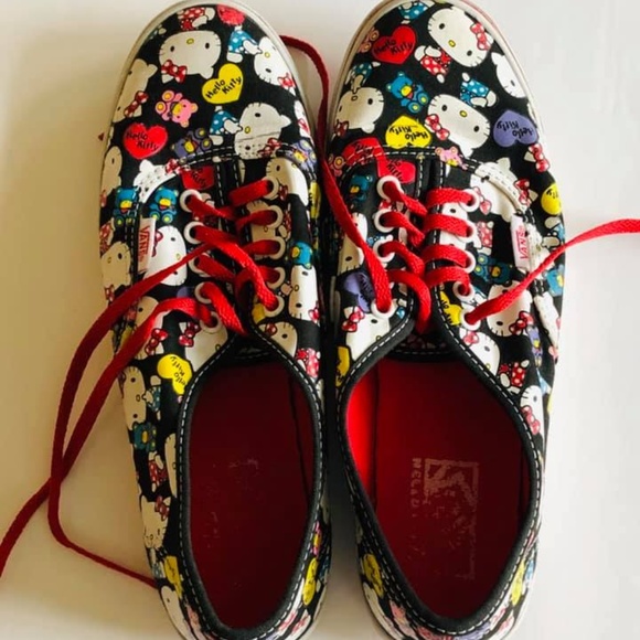 VANS Hello Kitty tennis shoes canvas sneakers 8 - Picture 2 of 6